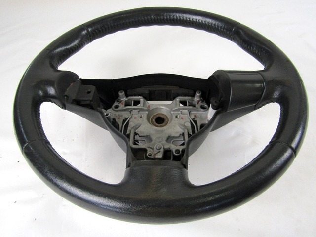 VOLAN OEM N. 4510002390B0 ORIGINAL REZERVNI DEL TOYOTA COROLLA E12 (2000 - 2006) DIESEL LETNIK 2006