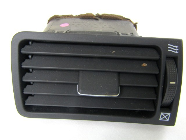 ODVOD ZRAKA OEM N. 5566002040B0 ORIGINAL REZERVNI DEL TOYOTA COROLLA E12 (2000 - 2006) DIESEL LETNIK 2006