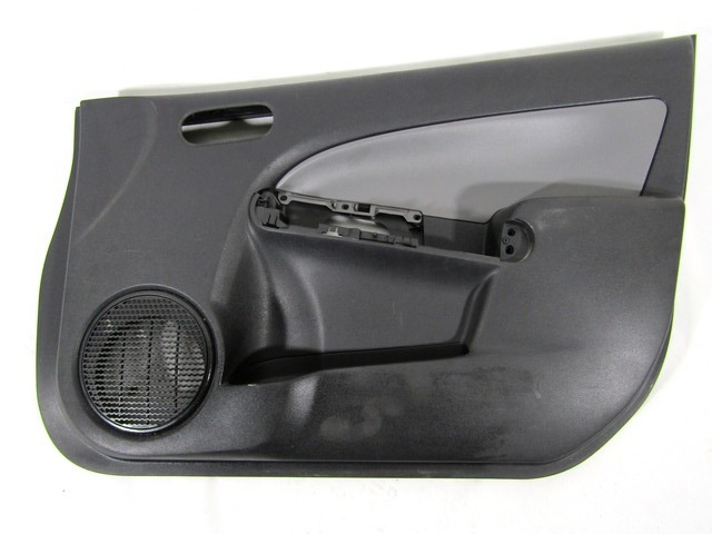 NOTRANJA OBLOGA SPREDNJIH VRAT OEM N. PNADTMZ2DEMK2BR5P ORIGINAL REZERVNI DEL MAZDA 2 DE DH MK2 (2007 - 2014) BENZINA/GPL LETNIK 2009