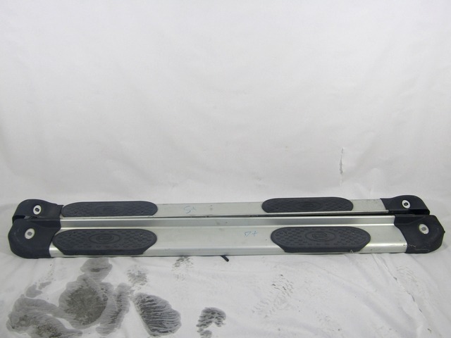 DRUGI ZUNANJI DODATKI OEM N.  ORIGINAL REZERVNI DEL GONOW GX6 GX6-2 BX (2005 -2012)DIESEL LETNIK 2007