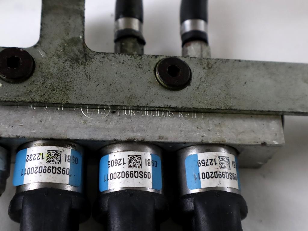 INJEKTORJI/BENCIN OEM N. 67R-010185 ORIGINAL REZERVNI DEL SUZUKI ALTO GF (2008 - 2014)BENZINA/GPL LETNIK 2010