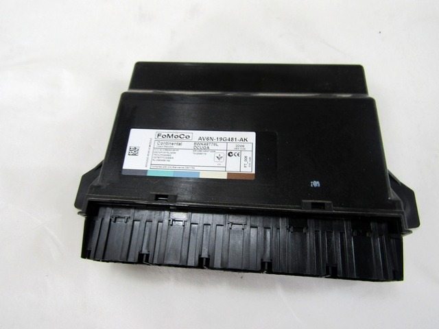 KONTROLA UDOBJA (BLUE & ME) OEM N. AV6N-19G481-AK ORIGINAL REZERVNI DEL FORD CMAX GRAND CMAX MK2 DXA-CB7 DXA-CEU (2010 - 03/2015) DIESEL LETNIK 2012