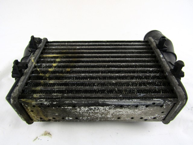 HLADILNIK INTERCOOLER OEM N. 058145805A ORIGINAL REZERVNI DEL VOLKSWAGEN PASSAT B5 3B2 3B5 BER/SW (08/1996 - 11/2000)DIESEL LETNIK 1999