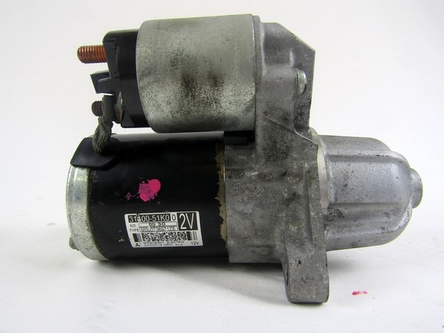 ZAGANJAC MOTORJA  OEM N. 31100-51K00 ORIGINAL REZERVNI DEL OPEL AGILA B H08 (2008 - 2015)BENZINA LETNIK 2009