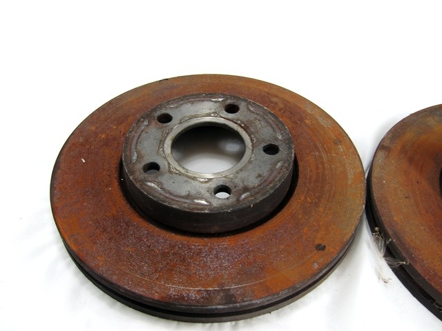 SPREDNJI ZAVORNI DISKI OEM N. 1734696 ORIGINAL REZERVNI DEL FORD FOCUS DA HCP DP MK2 R BER/SW (2008 - 2011) DIESEL LETNIK 2010