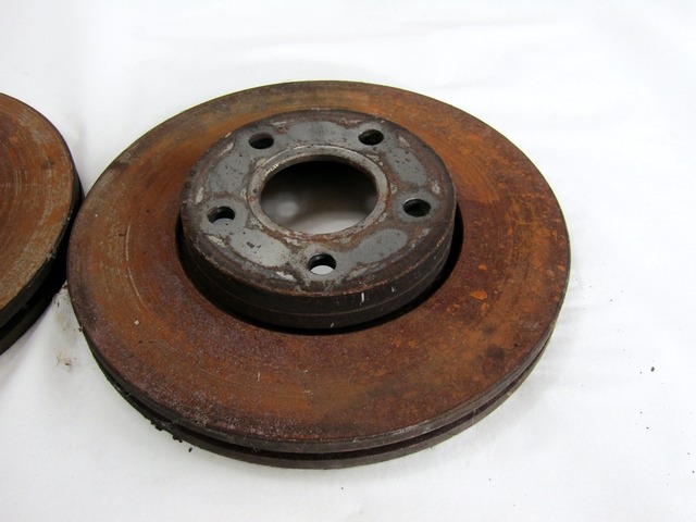 SPREDNJI ZAVORNI DISKI OEM N. 1734696 ORIGINAL REZERVNI DEL FORD FOCUS DA HCP DP MK2 R BER/SW (2008 - 2011) DIESEL LETNIK 2010