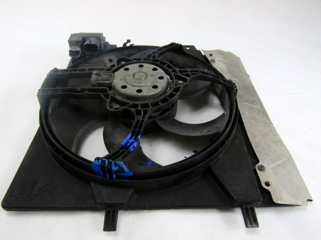 VENTILATOR HLADILNIKA OEM N. 9653804080 ORIGINAL REZERVNI DEL CITROEN C3 / PLURIEL MK1R (09/2005 - 11/2010) BENZINA LETNIK 2008