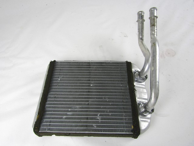 GRELEC RADIATORJA OEM N. 7H1819121 ORIGINAL REZERVNI DEL PORSCHE CAYENNE 9PA MK1 (2003 -2008) BENZINA LETNIK 2004