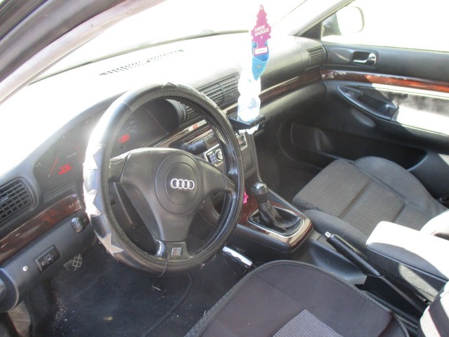 AUDI A4 SW 1.9 D 85KW 5M 5P (2000) RICAMBI IN MAGAZZINO