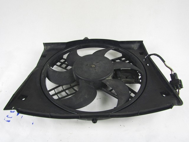 VENTILATOR HLADILNIKA OEM N. 7786009 ORIGINAL REZERVNI DEL BMW SERIE 3 E46 BER/SW/COUPE/CABRIO (1998 - 2002) DIESEL LETNIK 2001