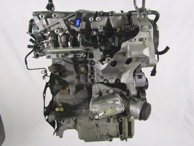 MOTOR OEM N. D19AA ORIGINAL REZERVNI DEL FIAT SEDICI FY (2006 - 4/2009) DIESEL LETNIK 2006