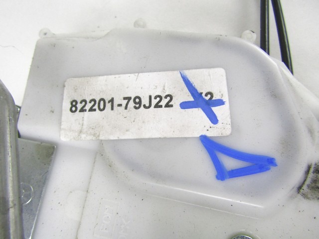 CENTRALNI ZAKLEP SPREDNJIH VRAT  OEM N. 82201-79J22 ORIGINAL REZERVNI DEL FIAT SEDICI FY (2006 - 4/2009) DIESEL LETNIK 2006