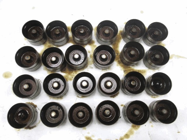 ODMICNA GRED  OEM N. 11321748884 ORIGINAL REZERVNI DEL BMW X5 E53 (1999 - 2003)BENZINA LETNIK 2001