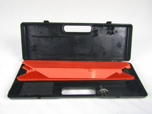 OPOZORILNI TRIKOTNIK / PRVA POMOC / CUSHION OEM N. 27R037178 ORIGINAL REZERVNI DEL VOLKSWAGEN POLO 9N R (2005 - 10/2009) DIESEL LETNIK 2007