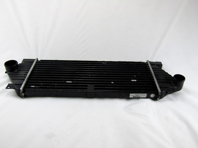 HLADILNIK INTERCOOLER OEM N. A1635000700 ORIGINAL REZERVNI DEL MERCEDES CLASSE ML W163 (1997 - 2006) DIESEL LETNIK 2004