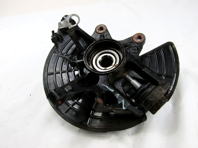 LEVI VRTLJIVI LEZAJ / PESTO KOLESA Z LEZAJEM SPREDAJ OEM N. A1633300420 ORIGINAL REZERVNI DEL MERCEDES CLASSE ML W163 (1997 - 2006) DIESEL LETNIK 2004