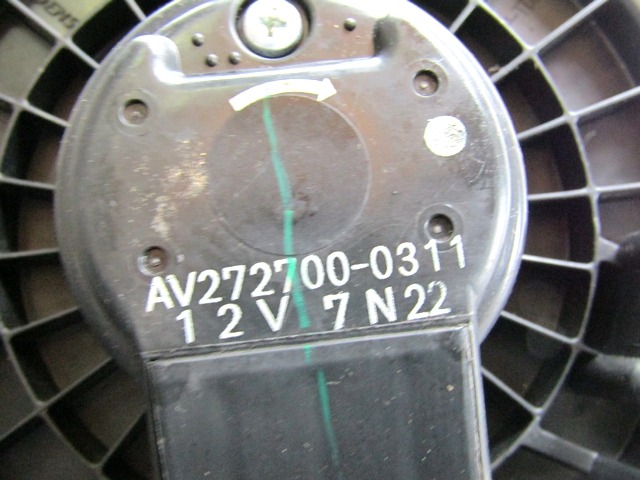 VENTILATOR  KABINE  OEM N. AV272700-0311 ORIGINAL REZERVNI DEL FIAT SEDICI FY R (05/2009 - 2014) DIESEL LETNIK 2011