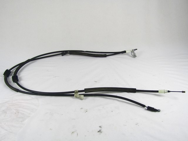 OEM N. 3M51-2A603-FB ORIGINAL REZERVNI DEL FORD FOCUS CMAX DM2 MK1 R (04/2007 - 2010) DIESEL LETNIK 2008