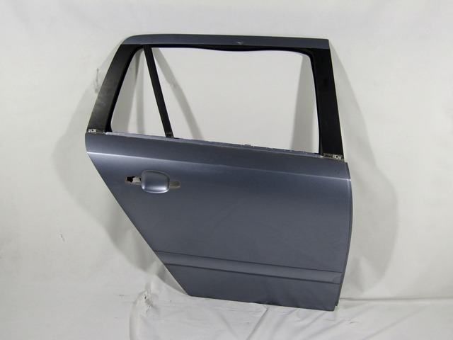ZADNJA DESNA VRATA OEM N. 13168046 ORIGINAL REZERVNI DEL OPEL ASTRA H A04 L48 L08 L35 L67 R 5P/3P/SW (2007 - 2010) BENZINA LETNIK 2009