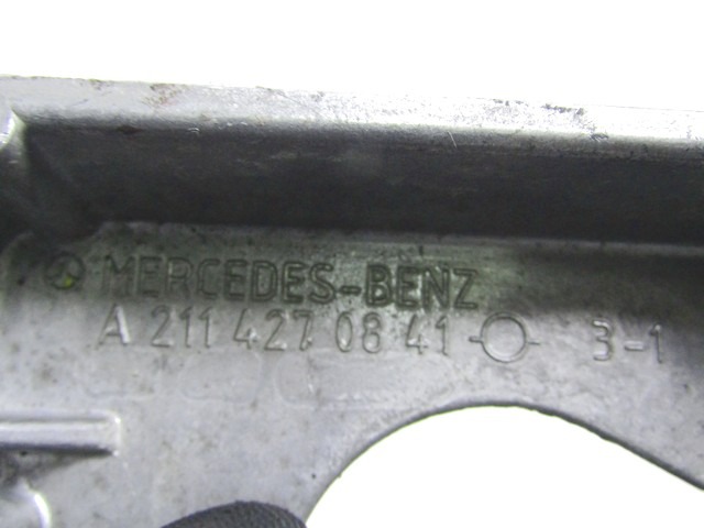 OEM N. A2114270841 ORIGINAL REZERVNI DEL MERCEDES CLASSE E W211 S211 BER/SW (03/2002 - 05/2006) DIESEL LETNIK 2005