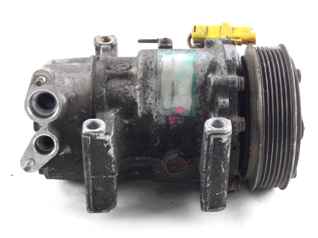 KOMPRESOR KLIME  OEM N. 9800821980 ORIGINAL REZERVNI DEL CITROEN C3 / PLURIEL MK1 (2002 - 09/2005) BENZINA LETNIK 2003