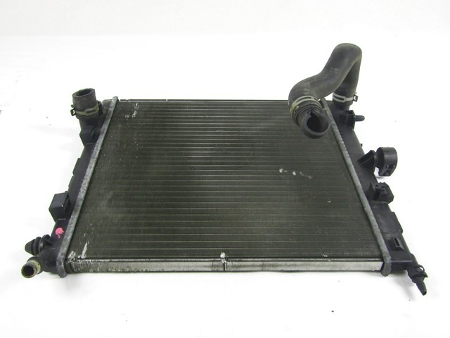 RADIATOR VODE OEM N. 9638520080 ORIGINAL REZERVNI DEL CITROEN C3 / PLURIEL MK1 (2002 - 09/2005) BENZINA LETNIK 2003