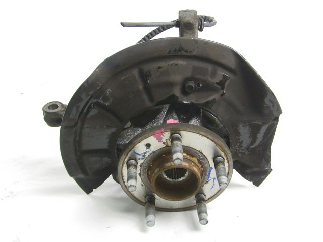 LEVI VRTLJIVI LEZAJ / PESTO KOLESA Z LEZAJEM SPREDAJ OEM N. 96979002 ORIGINAL REZERVNI DEL CHEVROLET AVEO MK2 T300 (2011 - 2015) DIESEL LETNIK 2012