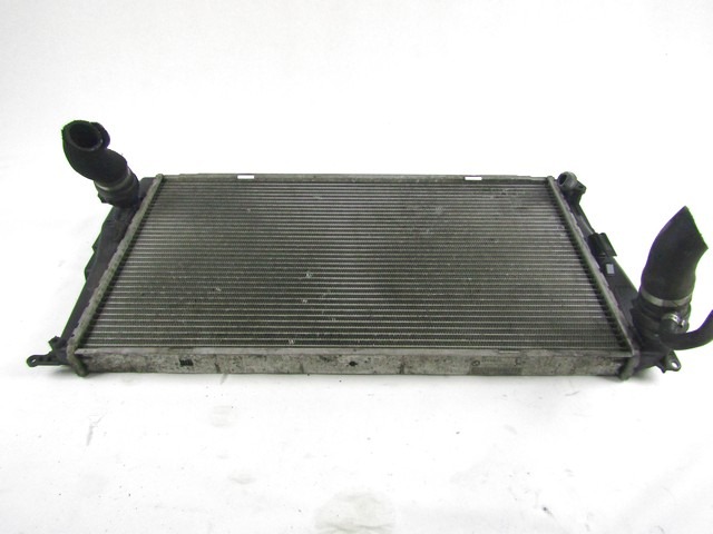 RADIATOR VODE OEM N. 779869103 ORIGINAL REZERVNI DEL BMW SERIE 1 BER/COUPE/CABRIO E81/E82/E87/E88 (2003 - 2007) DIESEL LETNIK 2006