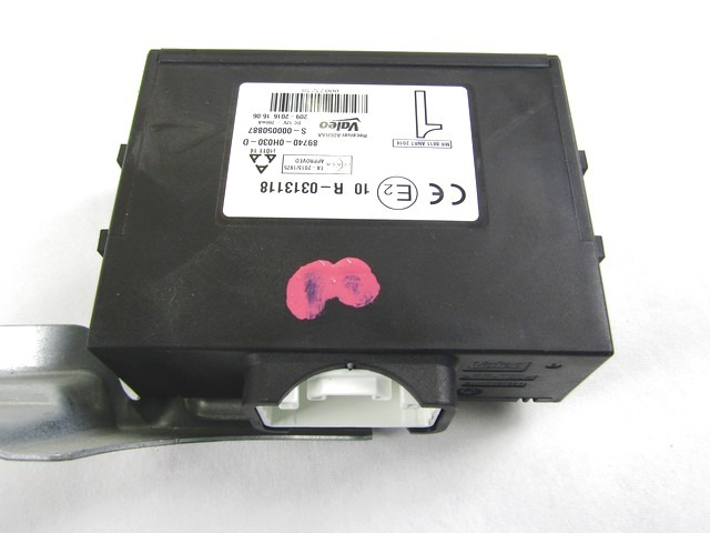 CENTRALNO ZAKLEPANJE OEM N. 89740-0H030-D ORIGINAL REZERVNI DEL CITROEN C1 (2014 - 2021) BENZINA LETNIK 2016