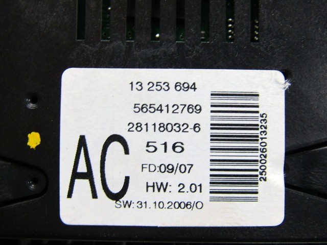 RADIO CD / OJACEVALNIK / IMETNIK HIFI OEM N. 13251054 ORIGINAL REZERVNI DEL OPEL ASTRA H A04 L48,L08,L35,L67 5P/3P/SW (2004 - 2007) BENZINA LETNIK 2007