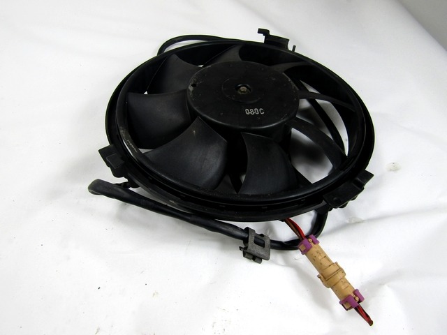 VENTILATOR HLADILNIKA OEM N. 8D0959455L ORIGINAL REZERVNI DEL AUDI A4 B5 BER/SW (1994 - 12/2000) DIESEL LETNIK 2000