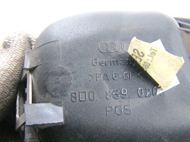 NOTRANJA KLJUKA  OEM N. 8D0839020 ORIGINAL REZERVNI DEL AUDI A4 B5 BER/SW (1994 - 12/2000) DIESEL LETNIK 2000