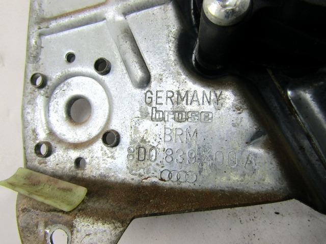 MEHANIZEM DVIGA ZADNJIH STEKEL  OEM N. 8D0959802E ORIGINAL REZERVNI DEL AUDI A4 B5 BER/SW (1994 - 12/2000) DIESEL LETNIK 2000