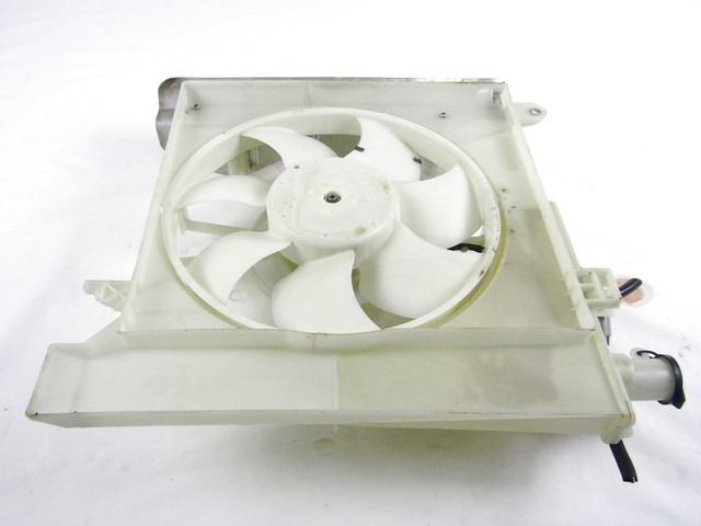 VENTILATOR HLADILNIKA OEM N. 163628EA00 ORIGINAL REZERVNI DEL TOYOTA AYGO B1 R (2009 - 02/2012) BENZINA LETNIK 2011