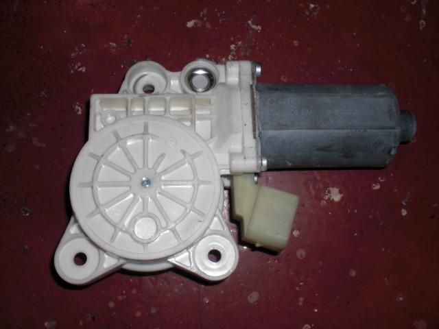 MEHANIZEM DVIGA ZADNJIH STEKEL  OEM N.  ORIGINAL REZERVNI DEL MERCEDES CLASSE E W211 S211 BER/SW (03/2002 - 05/2006) DIESEL LETNIK 2006