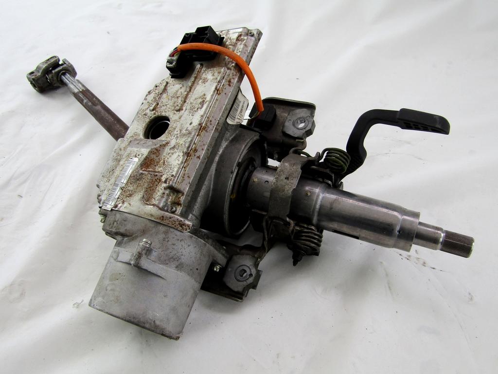 VOLANSKI DROG OEM N. 26117861 ORIGINAL REZERVNI DEL FIAT GRANDE PUNTO 199 (2005 - 2012) BENZINA/METANO LETNIK 2008