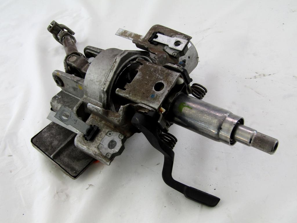 VOLANSKI DROG OEM N. 26117861 ORIGINAL REZERVNI DEL FIAT GRANDE PUNTO 199 (2005 - 2012) BENZINA/METANO LETNIK 2008