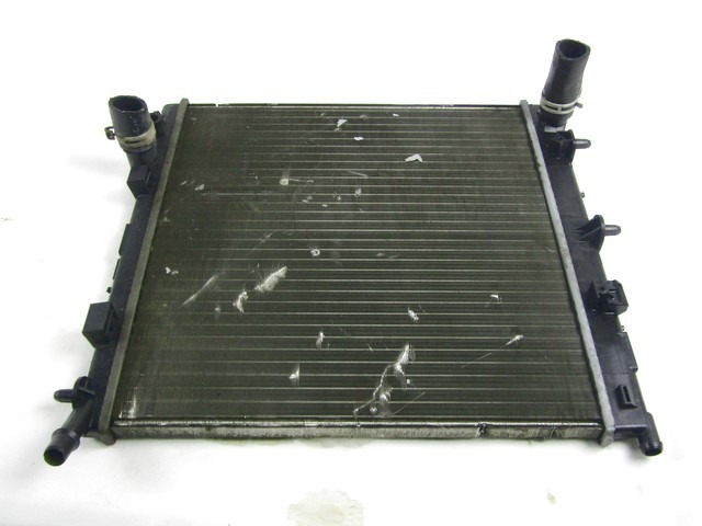 RADIATOR VODE OEM N. 1330W8 ORIGINAL REZERVNI DEL CITROEN C2 (2004 - 2009) BENZINA LETNIK 2007