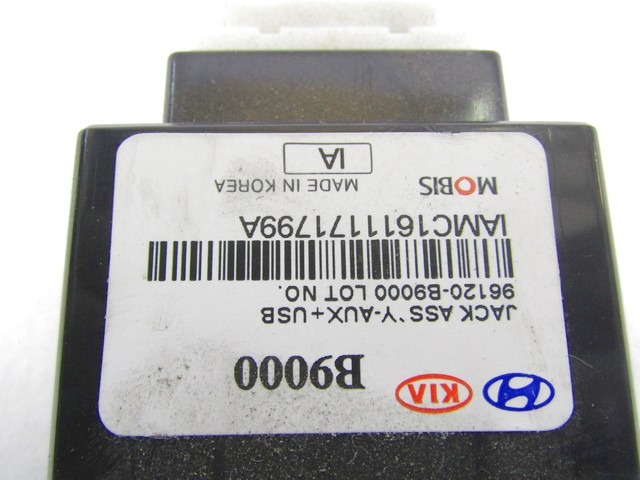 USB / AUX OEM N. 96120-B9000 ORIGINAL REZERVNI DEL HYUNDAI I10 BA IA MK2 (2013 - 2019)BENZINA LETNIK 2017