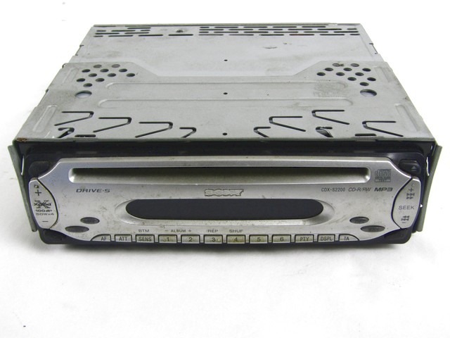 RADIO CD / OJACEVALNIK / IMETNIK HIFI OEM N.  ORIGINAL REZERVNI DEL FIAT PUNTO 188 MK2 R (2003 - 2011) DIESEL LETNIK 2004