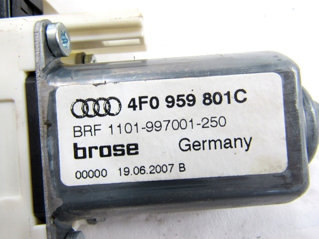 MOTORCEK ELEKTRICNEGA POMIKA ZADNJEGA STEKLA  OEM N. 4F0959801C ORIGINAL REZERVNI DEL AUDI A6 C6 4F2 4FH 4F5 BER/SW/ALLROAD (07/2004 - 10/2008) DIESEL LETNIK 2007