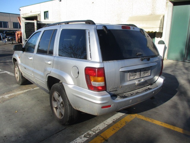 JEEP GRAND CHEROKEE 2.7 D 4X4 120KW AUT 5P (2003) RICAMBI IN MAGAZZINO