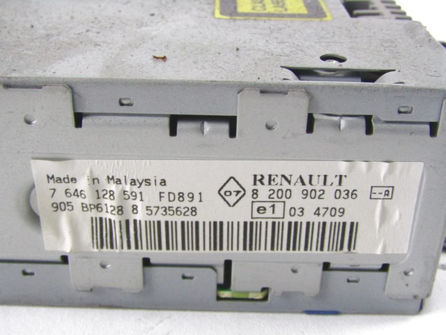 RADIO CD / OJACEVALNIK / IMETNIK HIFI OEM N. 8200902036 ORIGINAL REZERVNI DEL DACIA LOGAN MK1 (2004 - 2013) BENZINA/GPL LETNIK 2009