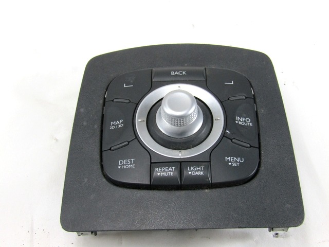 REZERVNI DELI, RADIJSKO-NAVIGACIJSKE NAPRAVE OEM N. 281153266R ORIGINAL REZERVNI DEL RENAULT SCENIC XMOD / SCENIC JZ0/1 MK3 R (2012 - 2016) DIESEL LETNIK 2012