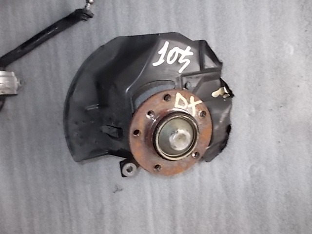 VRTLJIVI LEZAJ DESNO / PESTO KOLESA Z LEZAJEM SPREDAJ OEM N.  ORIGINAL REZERVNI DEL BMW SERIE 3 E46 BER/SW/COUPE/CABRIO LCI R (2002 - 2005) BENZINA LETNIK 2002