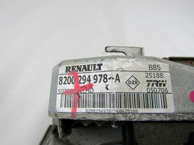 VOLANSKI DROG OEM N. 8200294978 ORIGINAL REZERVNI DEL RENAULT CLIO BR0//1 CR0/1 KR0/1 MK3 (2005 - 05/2009) BENZINA LETNIK 2007