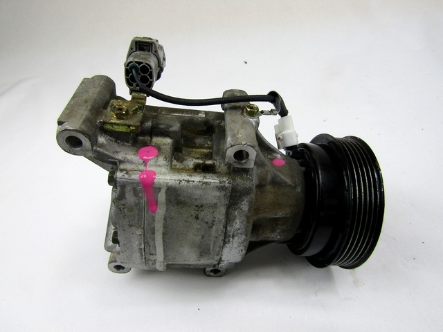 KOMPRESOR KLIME  OEM N. 447220-6362 ORIGINAL REZERVNI DEL TOYOTA COROLLA E12 (2000 - 2006) DIESEL LETNIK 2005