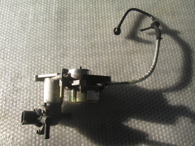 VAKUUM CRPALKA OEM N. C2S46820 ORIGINAL REZERVNI DEL JAGUAR X-TYPE X400 MK1 R BER/SW (2005 - 2009)DIESEL LETNIK 2006