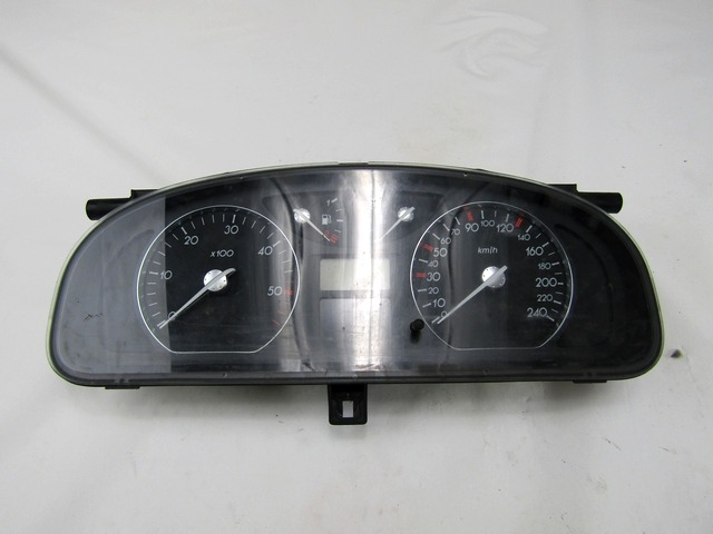 KILOMETER STEVEC OEM N. 8200218888 ORIGINAL REZERVNI DEL RENAULT LAGUNA BG0/1 KG0/1 MK2 BER/SW (11/2000 - 12/2004) DIESEL LETNIK 2002