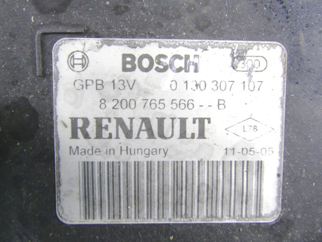 VENTILATOR HLADILNIKA OEM N. 8200765566 ORIGINAL REZERVNI DEL DACIA SANDERO MK1 (2008 - 2012) BENZINA/GPL LETNIK 2011